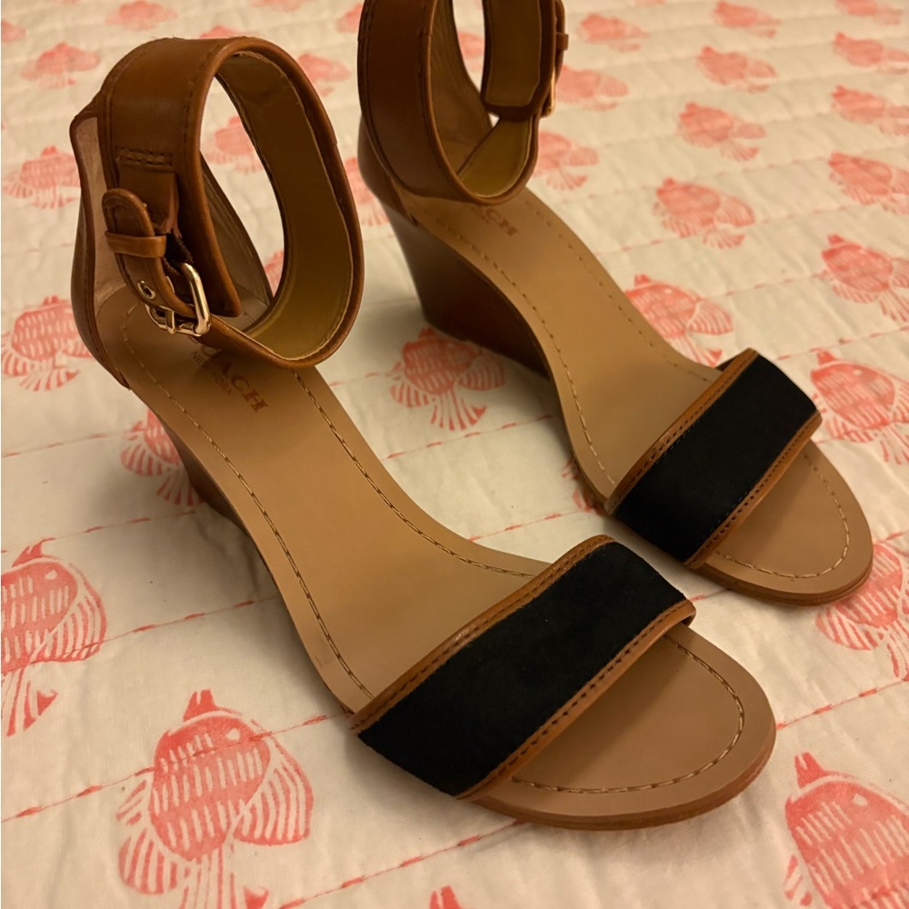 Coach Women's Brown and Black Wedge Sandals